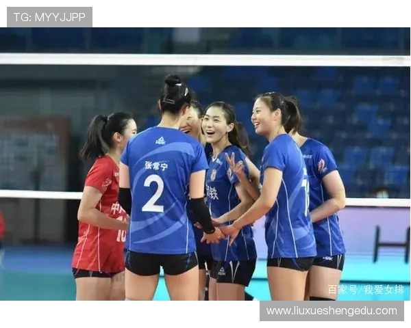 成都与杭州排球队赛后状态分析与复盘总结