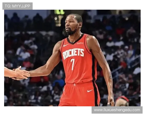 凯文杜兰特的篮球传奇之路与个人成长故事探秘