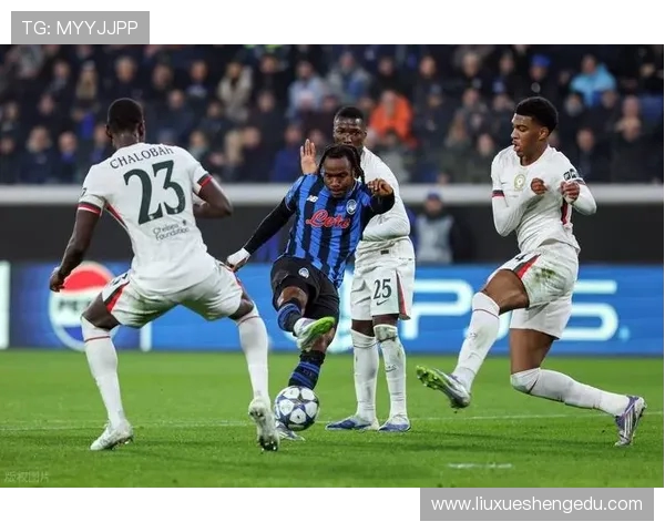 埃弗顿对阵曼彻斯特城精彩比分直播全程跟踪与分析