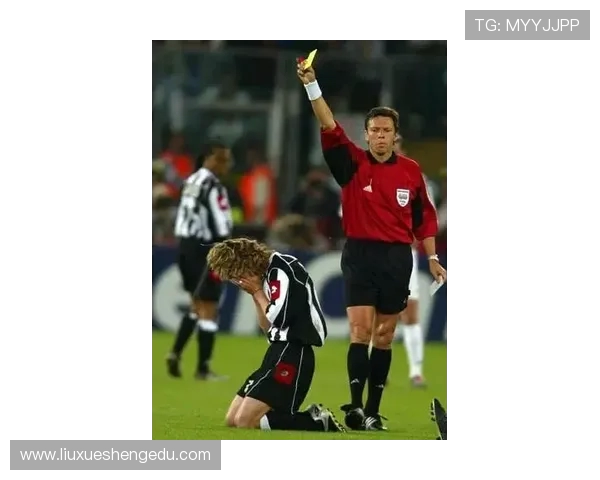 弗赖堡主场迎战不来梅期待精彩对决与胜利之争 弗赖堡主场迎战不来梅期待精彩对决与胜利之争