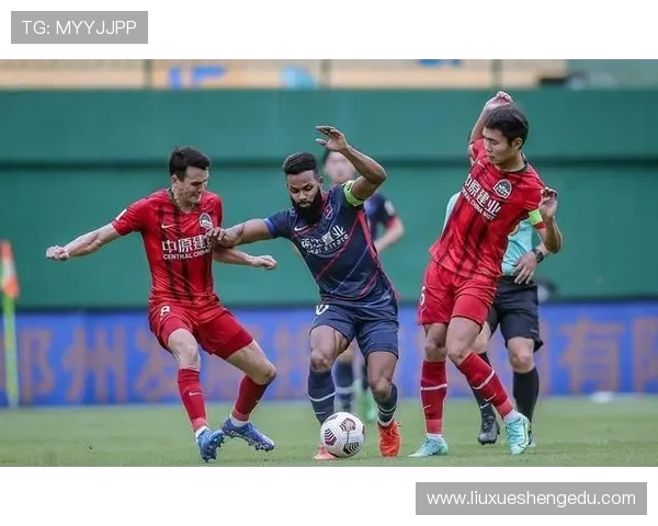 北京足球队在世锦赛积分榜上以83分稳居第一名展现强劲实力